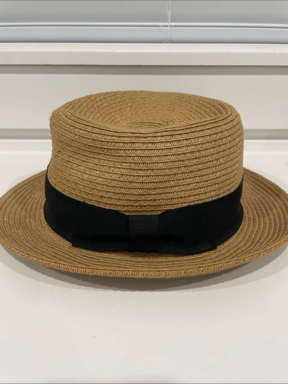 Aritzia Talula Tan Straw Hat with Black Band
